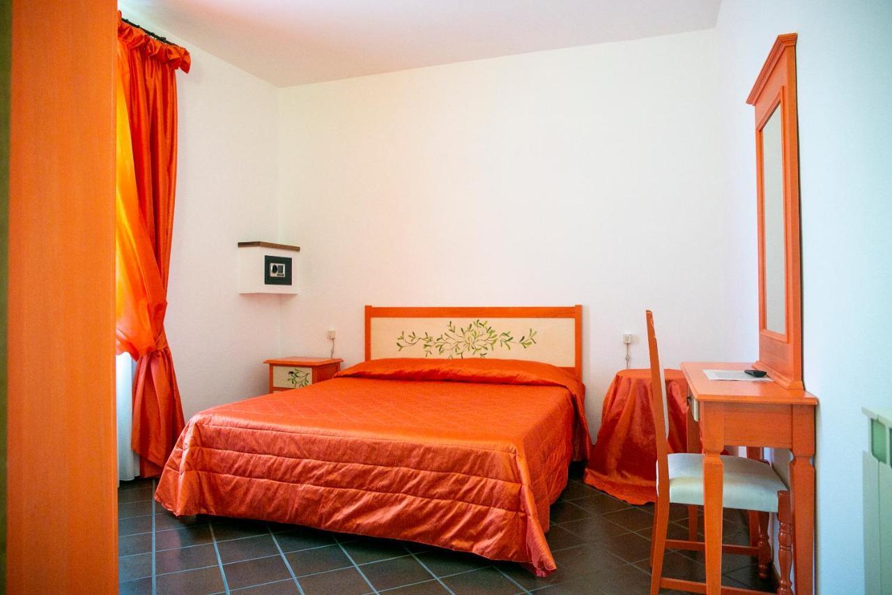 La Villetta Food & Drink Rooms For Rent - No Reception - Л'Акуила Экстерьер фото