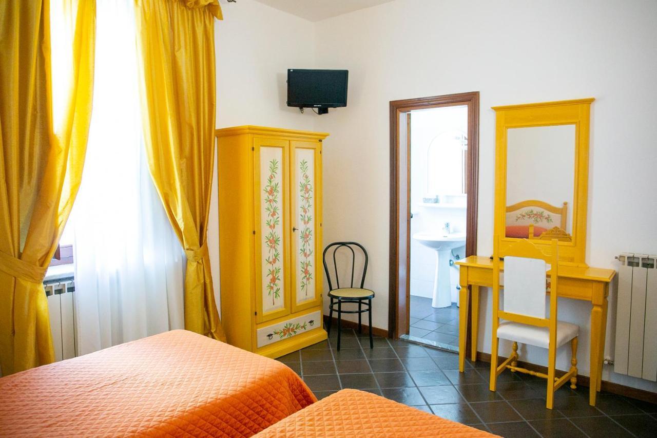 La Villetta Food & Drink Rooms For Rent - No Reception - Л'Акуила Экстерьер фото