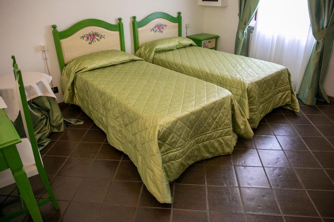 La Villetta Food & Drink Rooms For Rent - No Reception - Л'Акуила Экстерьер фото